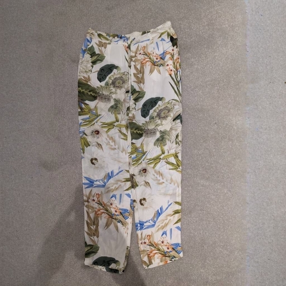 Floral pants from Zara - Picture 1 of 2